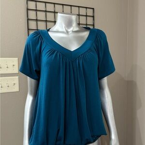 Zenana Outfitters Blue Ruched Short Sleeve Blouse